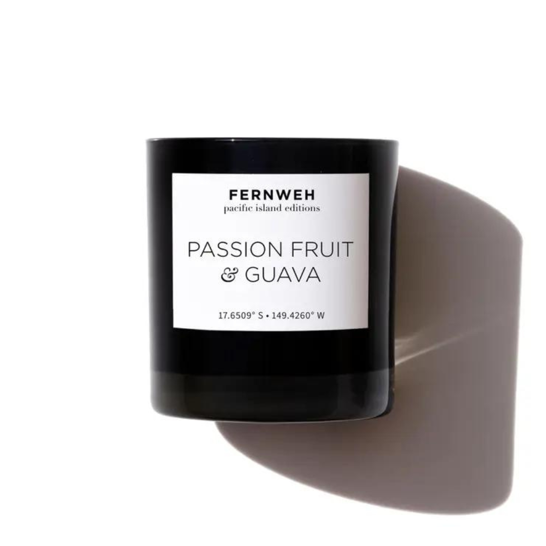 PASSION FRUIT & GUAVA EXOTIC SCENTED CANDLE